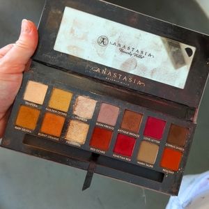 Anastasia BH modern renaissance palet